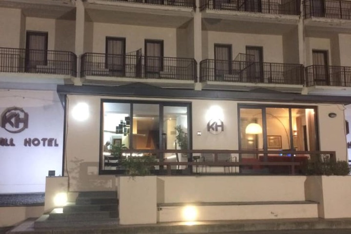 Hotel 42 of 43