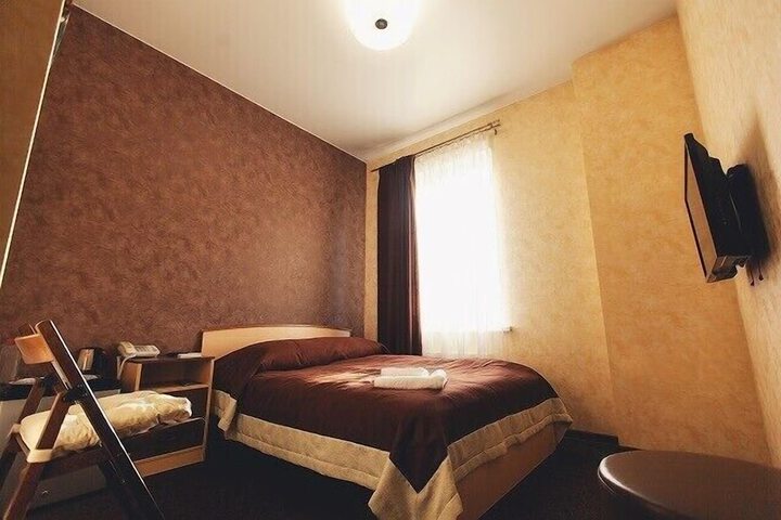 Room 25 of 51