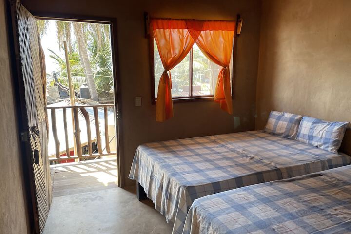 Room 27 of 67