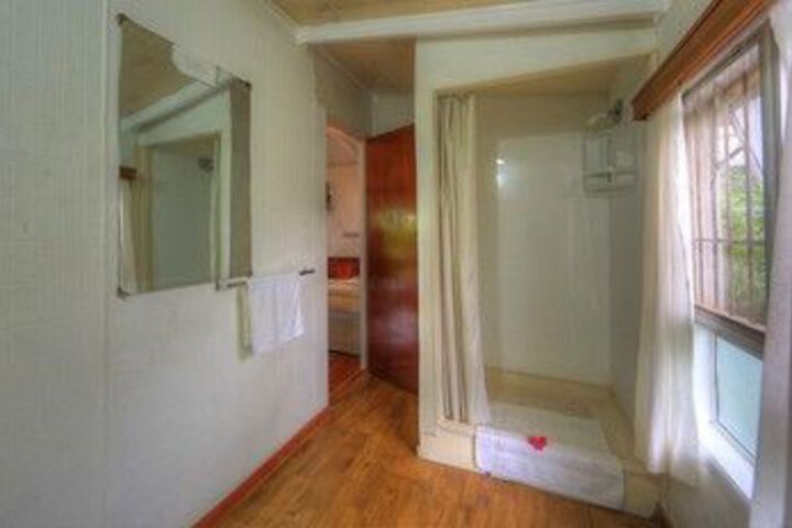 Room 7 of 145