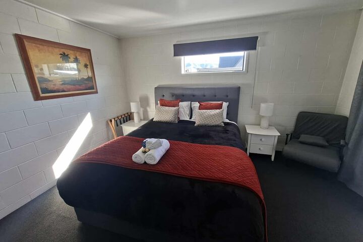 Room 14 of 114