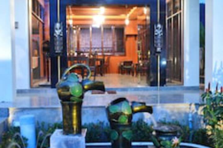 MY PLACE BOUTIQUE HOTEL