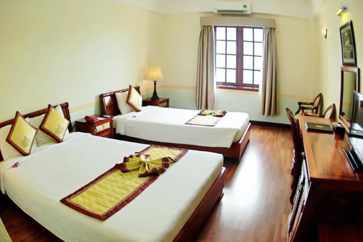 Room 8 of 55