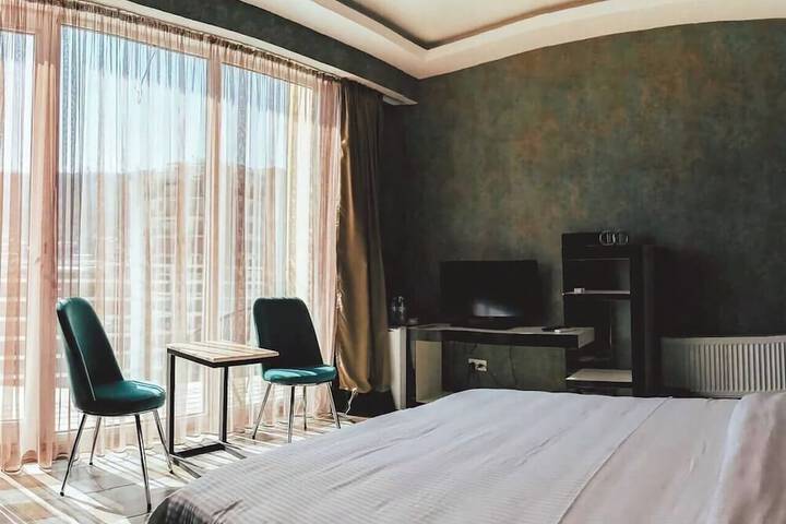 Room 3 of 11