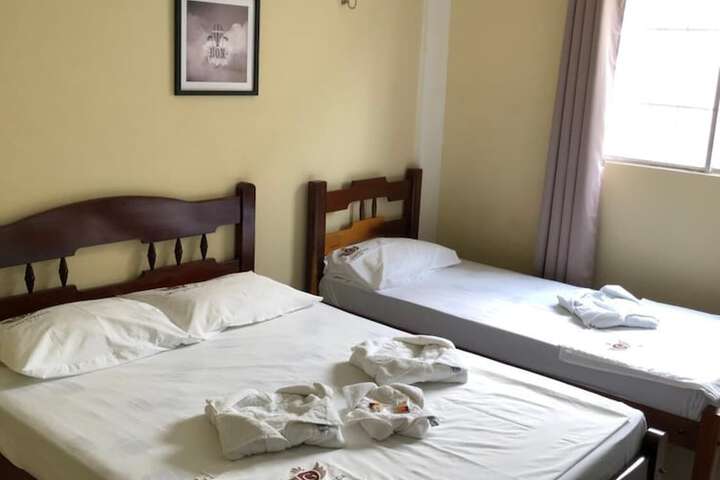 Room 10 of 52