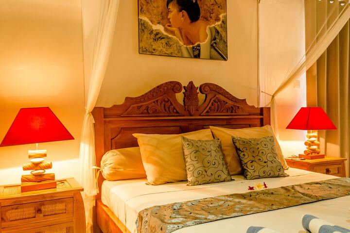 Room 4 of 31