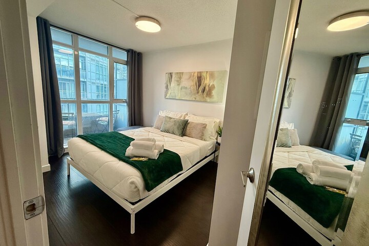 Room 5 of 15