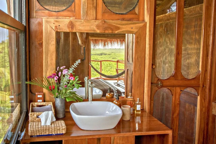 Room 7 of 26