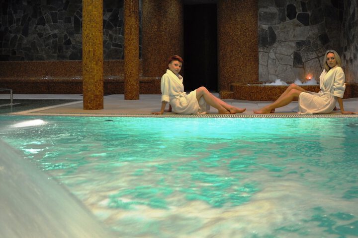 Pool 28 of 56
