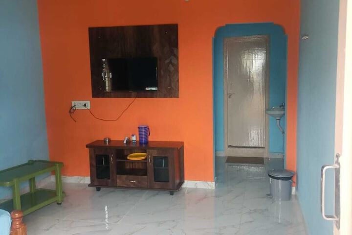 Room 4 of 29