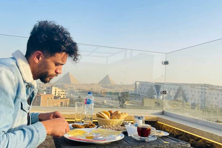 Breakfast/Coffee Service 102 of 109