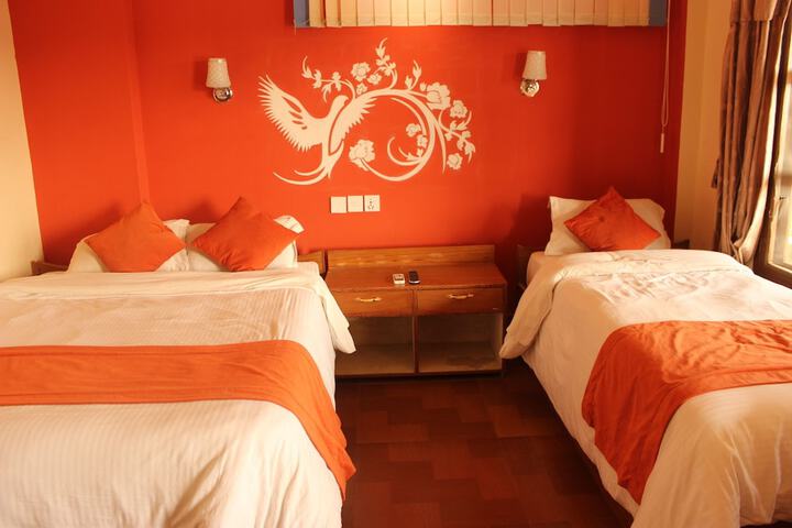 Room 5 of 39