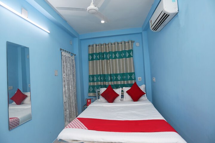 Room 9 of 24