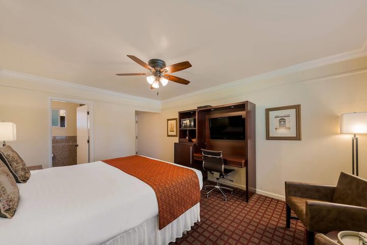 Room 26 of 54