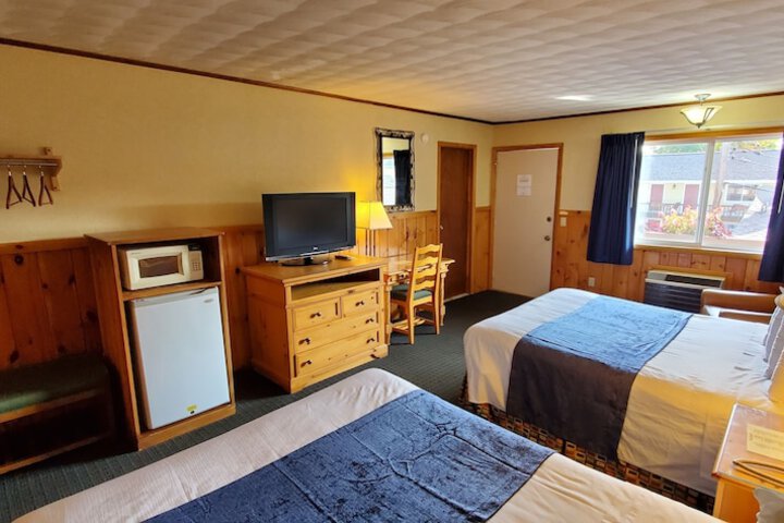 Room 14 of 145