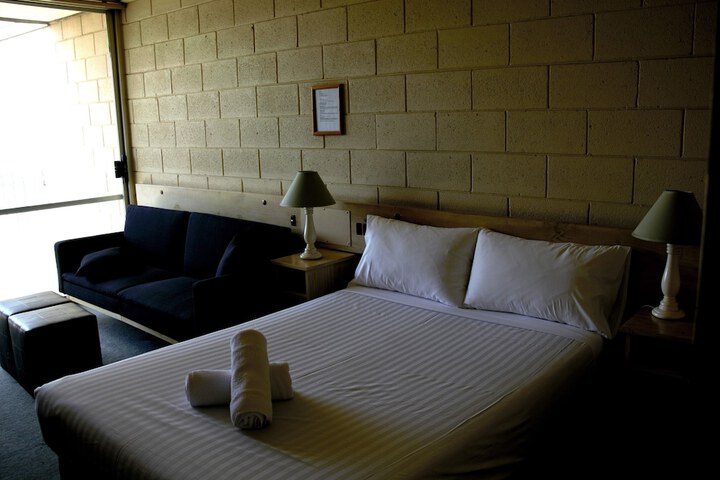 Room 15 of 59