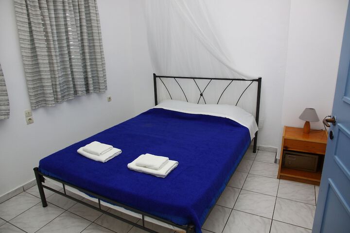 Room 2 of 20