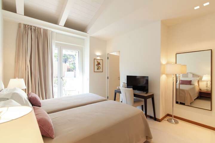 Room 20 of 40