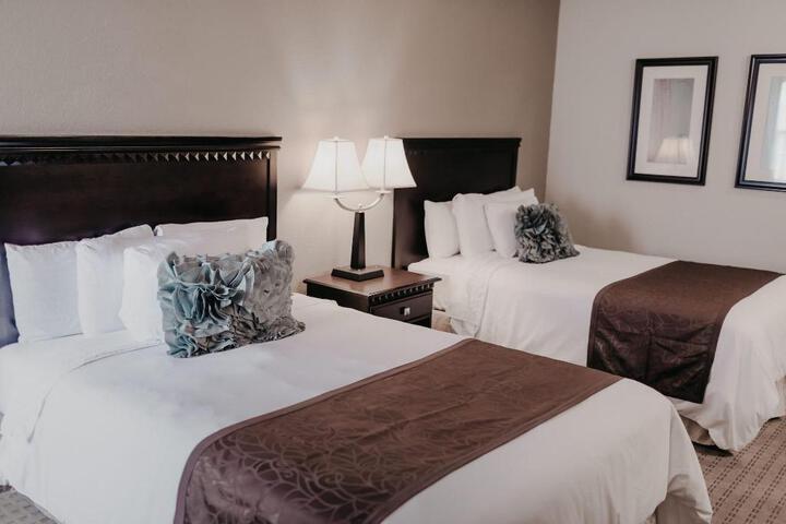 1 King Bed (1 of 37)