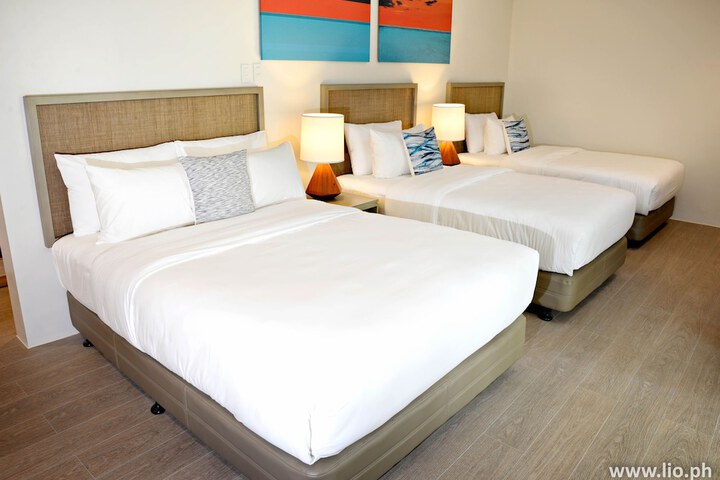 Room 3 of 40