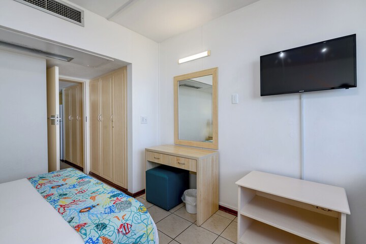 Room 10 of 71