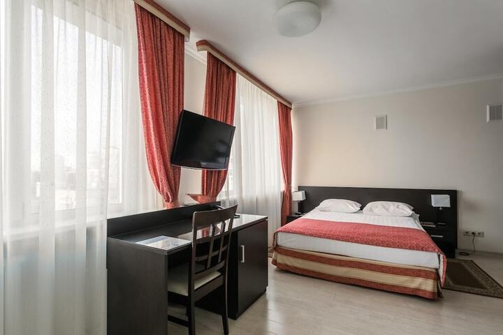 Room 19 of 95