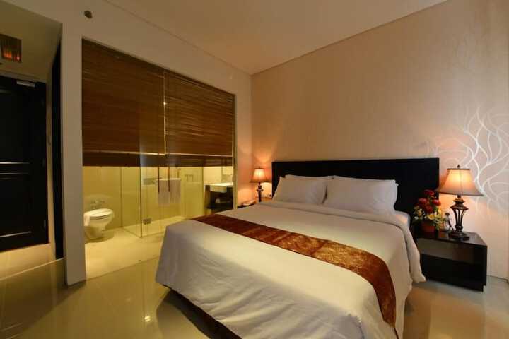 Room 14 of 56