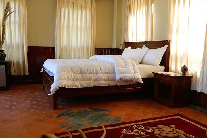 Room 4 of 46