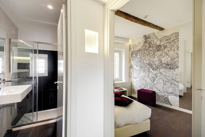Room 203 of 238