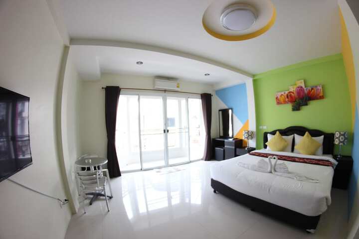 Room 32 of 58