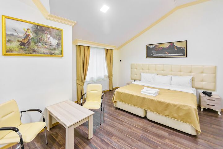 Room 19 of 45