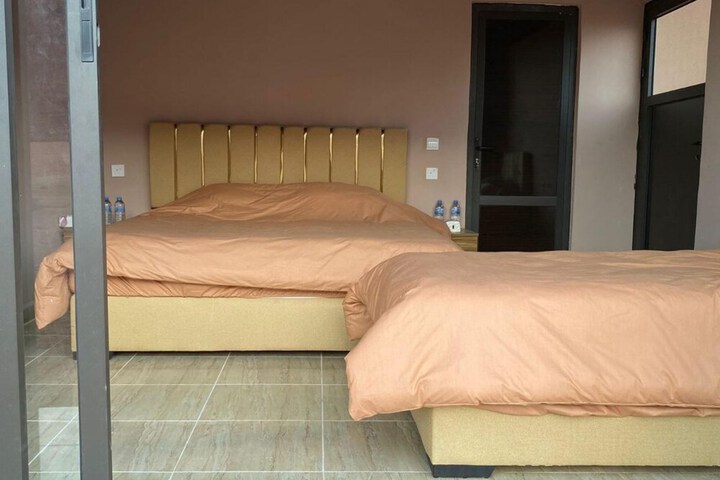 Room 10 of 54
