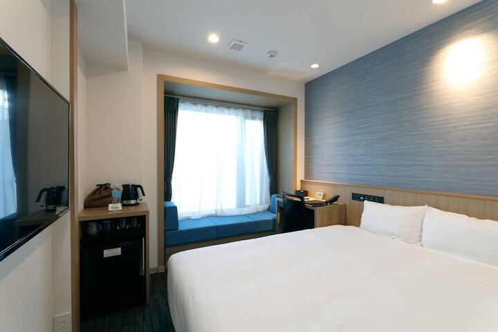 Room 19 of 43