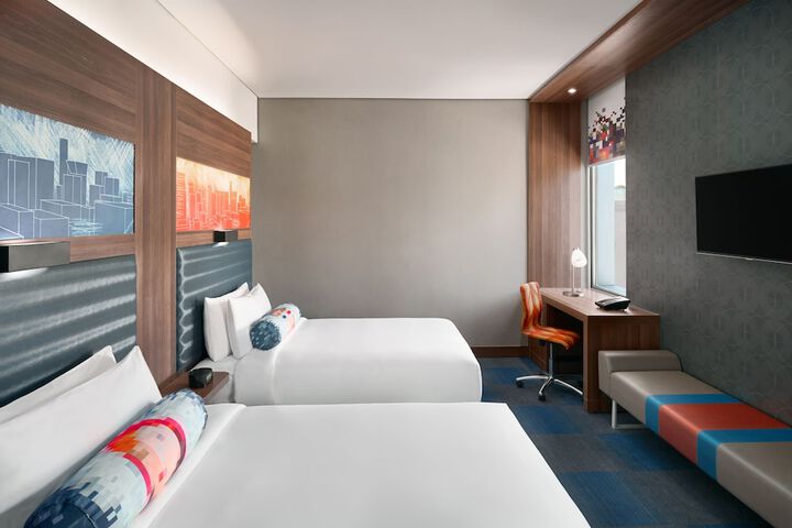 Room 9 of 54