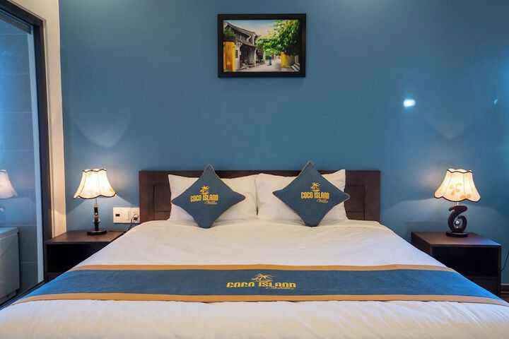 Room 10 of 68