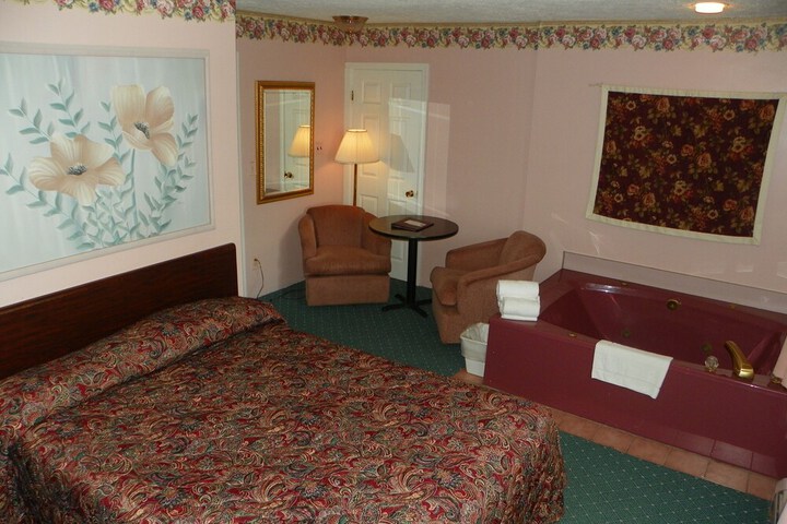 Room 6 of 29