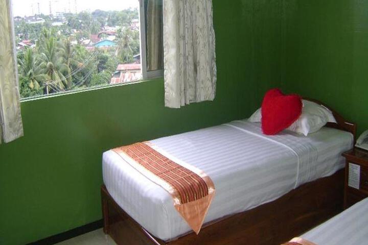 Royal Boss Hotel