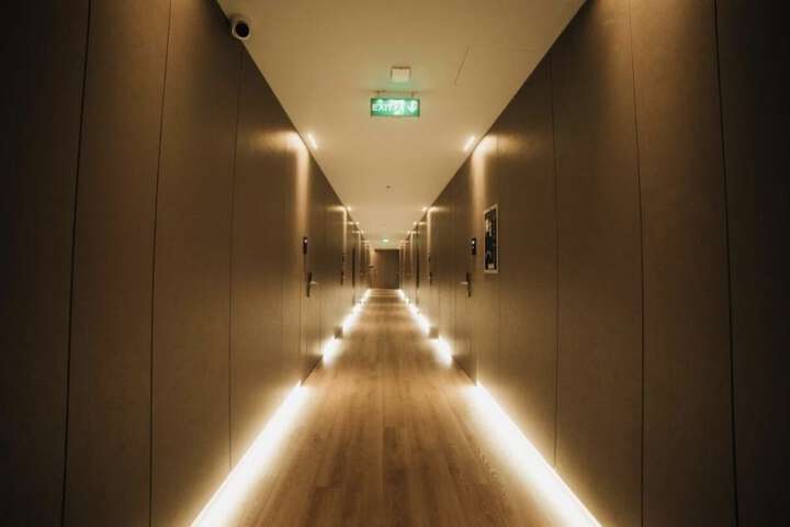 Ballroom/Hall 40 of 44