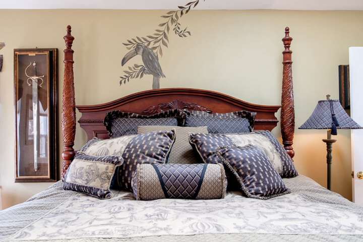 Room 5 of 22