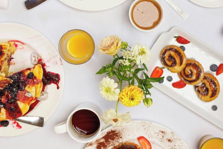 Breakfast/Coffee Service 126 of 175