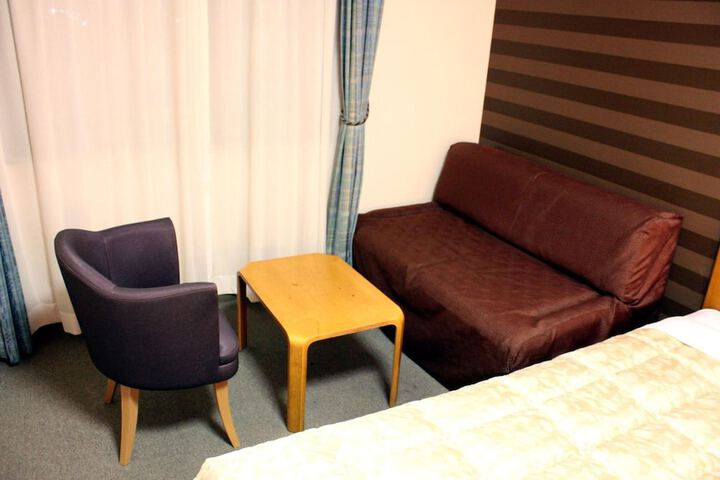 Room 14 of 38