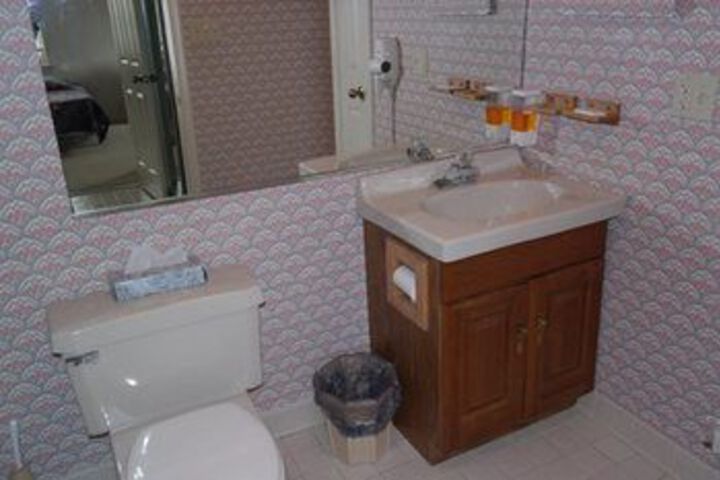 Room 2 of 15