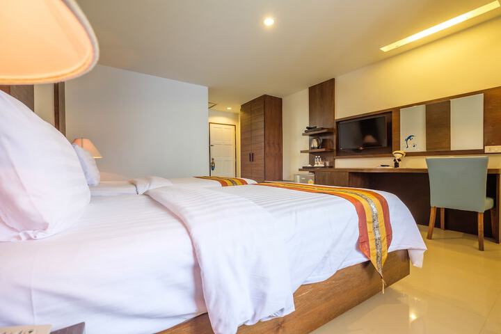 Room 20 of 108
