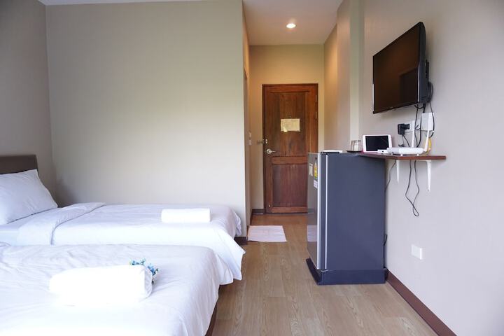 Room 18 of 48