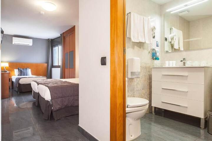Room 30 of 42