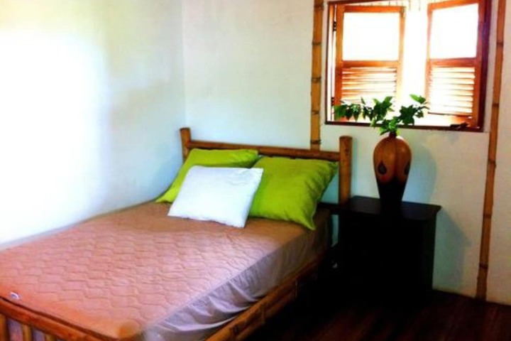 Room 2 of 75