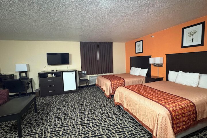 Room 34 of 46