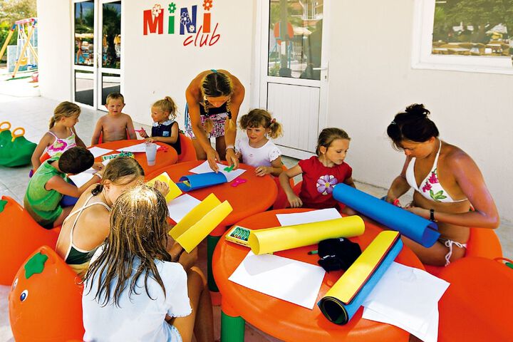 Childrens Activities 32 of 52