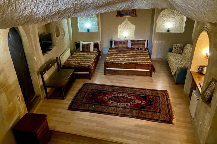Room 15 of 86