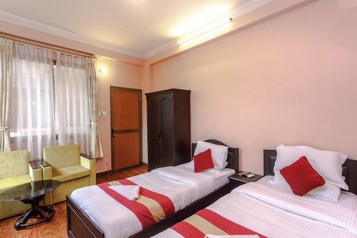 Room 25 of 161